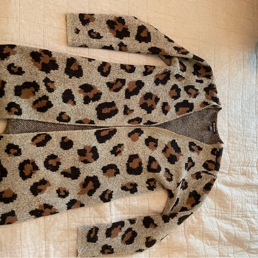 Leopard Print Cardigan - Picture 3 of 7